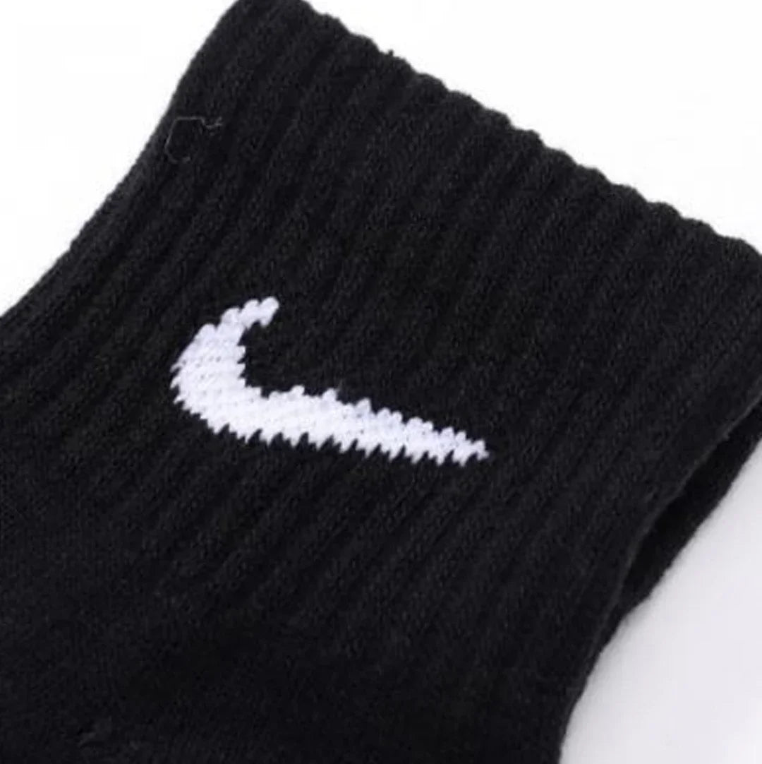 Nike Everyday Lightweight Crew Unisex Athletic Socks for Men