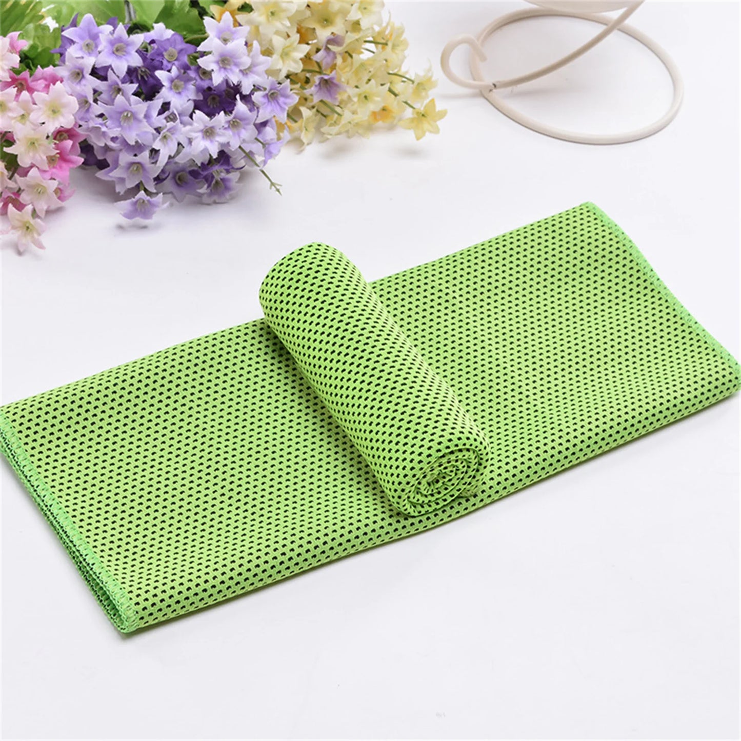 Cooling Towel Instant Relief Microfiber Cool Towels Chilling Neck Wrap Ice Cold Rags for Sports Fitness Camping Cycling Hiking